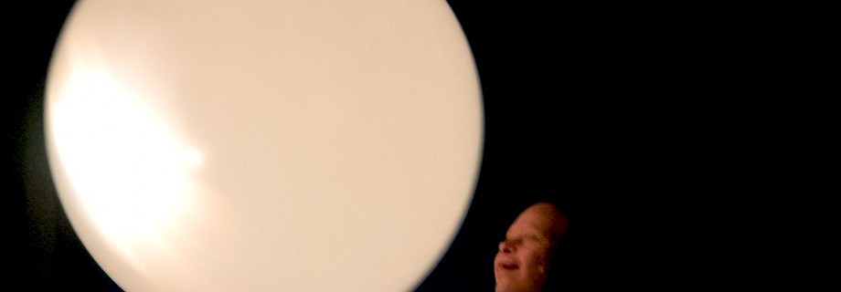 VOGLIO LA LUNA - Teatro Pirata & Gruppo Baku, Jesi (I), Foto: Silvia Romitelli