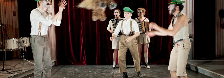 HEUTE:  KOHLHAAS - Agora Theater, St. Vith (BE) & Theater Marabu, Bonn (D), Foto: Willi Filz