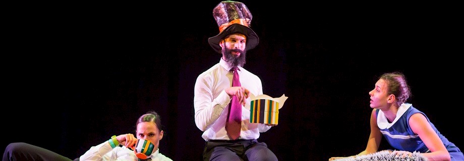 Alice - Thomas Noone Dance, Barcelona (ES), Foto: Manu Lozano