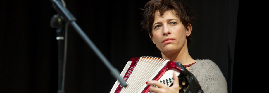 On Air: Woyzeck - Theaterhaus Ensemble, Frankfurt (D) Foto: Katrin Schander