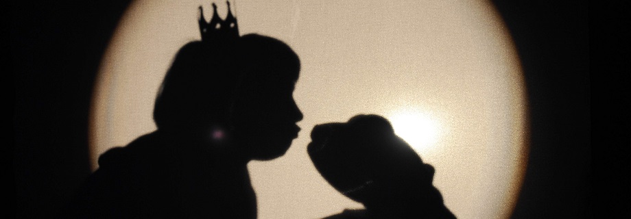 Der Froschkönig oder der Eiserne Heinrich - Theater Urknall, Berlin (D), Foto: Lutz Edelhoff