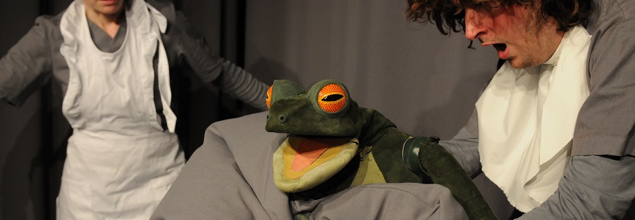 Der Froschkönig oder der Eiserne Heinrich - Theater Urknall, Berlin (D), Foto: Lutz Edelhoff