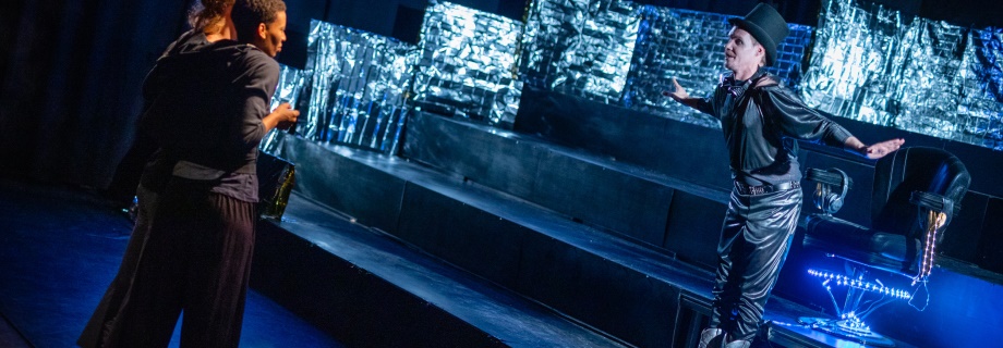 Sagt der Walfisch zum Thunfisch – theaterperipherie, Frankfurt a.M. (DE), Foto: Seweryn Zelazny