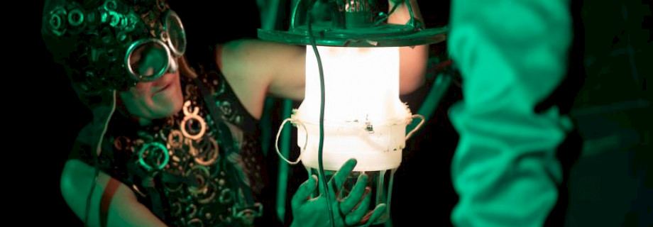 Angeli di Terra – Scarlattine Teatro, Colle Brianza (IT), Foto: Leon Biagi