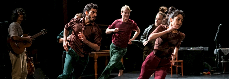 HOLD YOUR HORSES (für alle?) — De Dansers, Utrecht (NL), Theater Strahl, Berlin (DE), Foto: Bart Grietens