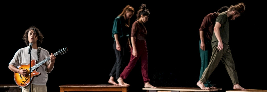 HOLD YOUR HORSES (für alle?) — De Dansers, Utrecht (NL), Theater Strahl, Berlin (DE), Foto: Bart Grietens