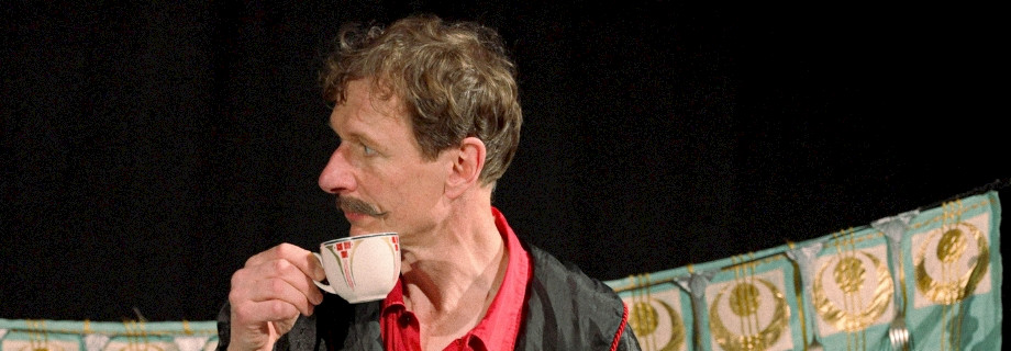 Schlafe! Dornröschen im Bett zu spielen (5+) - Jenapuppets/Martin Vogel, Jena (DE), Fotos: Leander Stahl